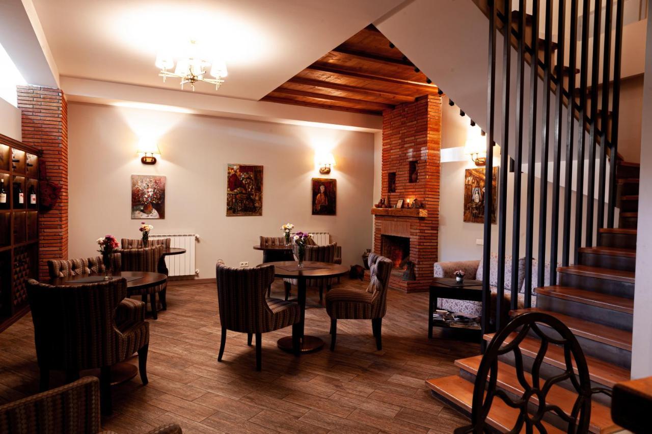 Hotel Winoterra Тбілісі Екстер'єр фото